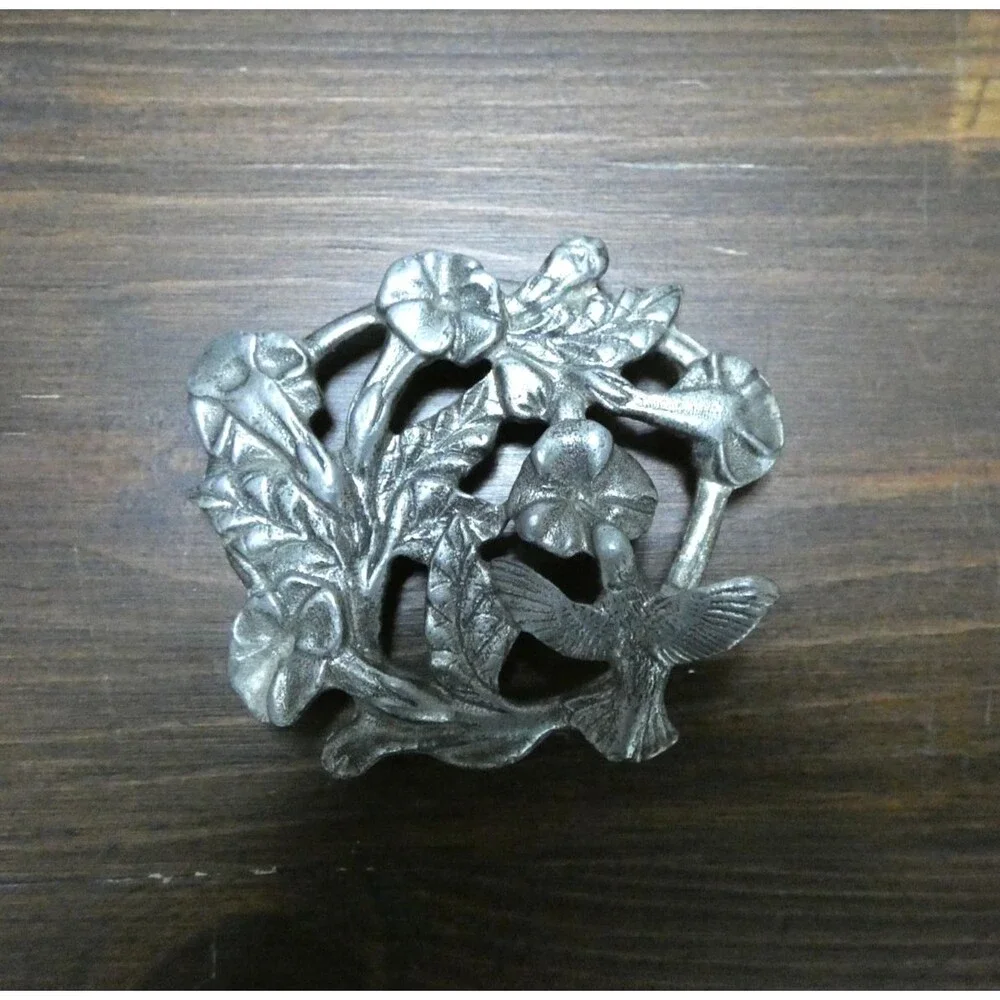 VTG Metzke 1986 Hummingbird Floral Ornate Pewter Small Trivet Paperweight 2.5